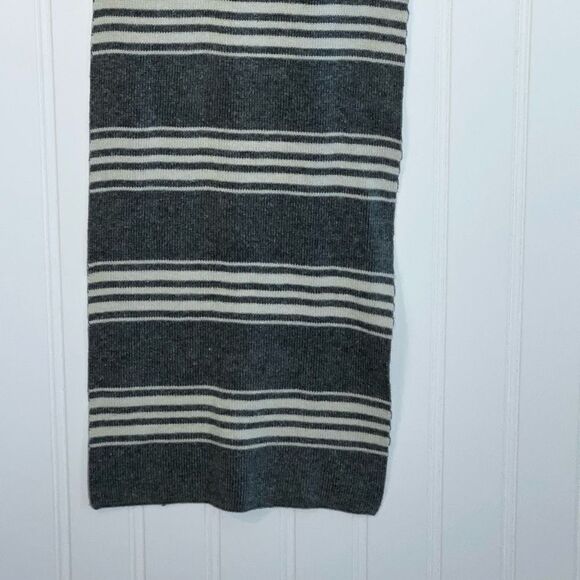 Levi’s Striped Scarf Mens 8X54 Gray And Cream Cabin Core Classic core Preppy - Picture 7 of 8